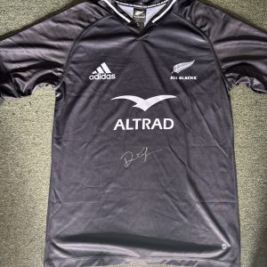 DAN CARTER SIGNED NZ ALL BLACKS JERSEY